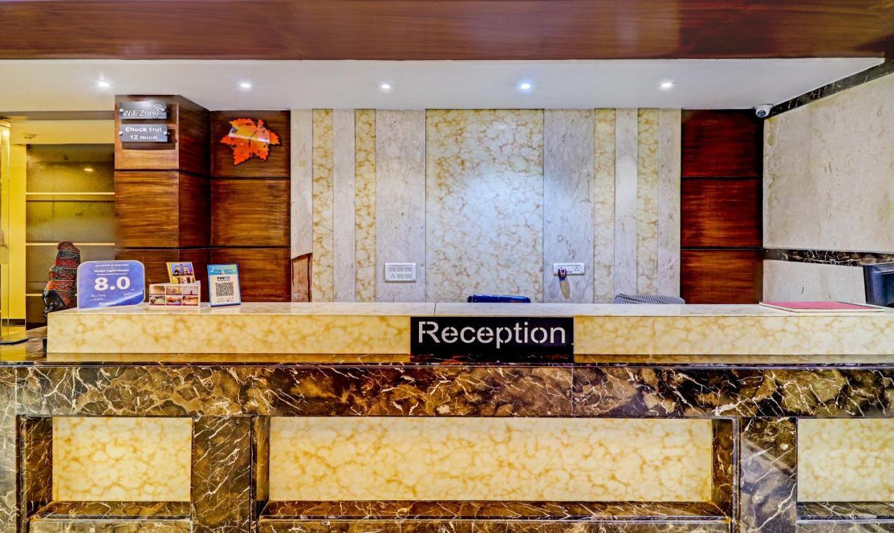 โฮเต็ล ไลต์เฮาส์ Hotel อัครา ภายนอก รูปภาพ