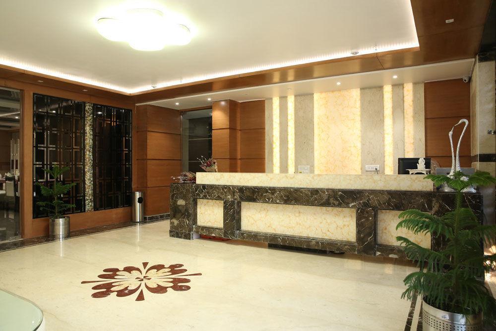โฮเต็ล ไลต์เฮาส์ Hotel อัครา ภายนอก รูปภาพ